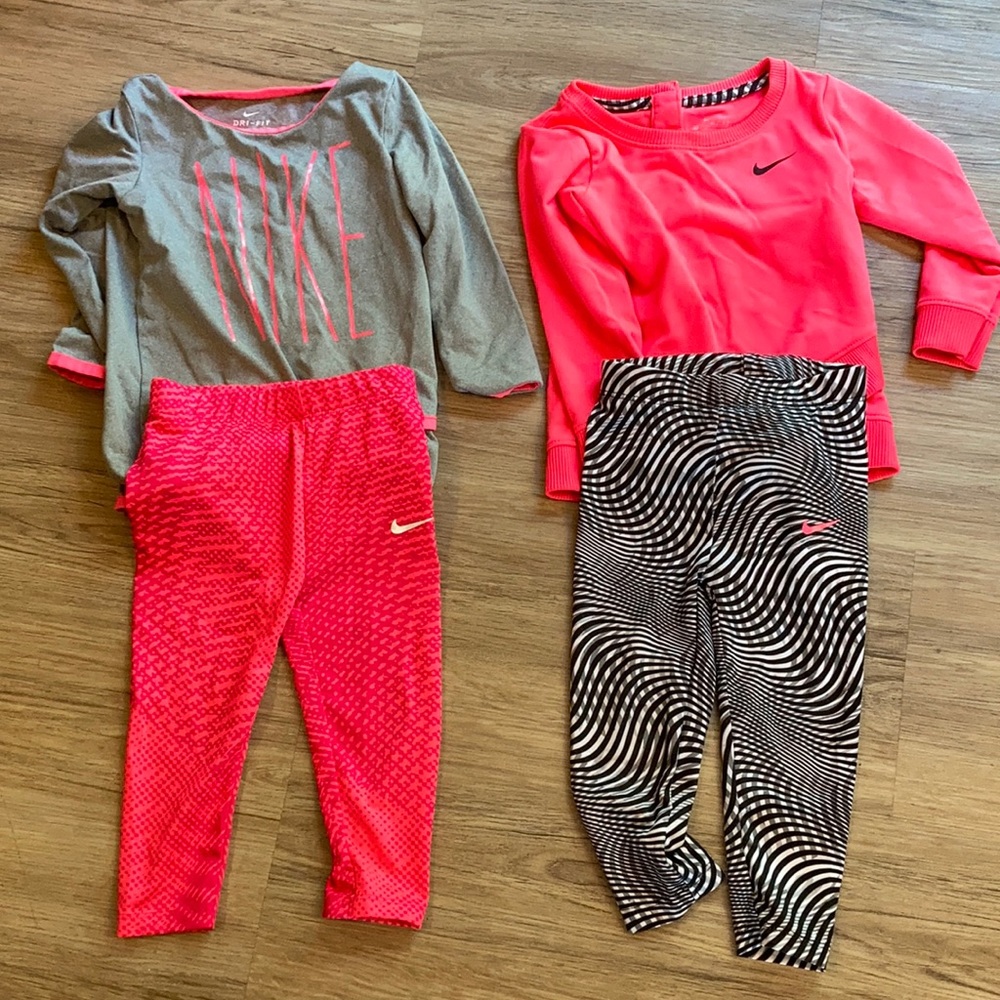 Set of 2 Nike shirts with leggings, Girls 18M